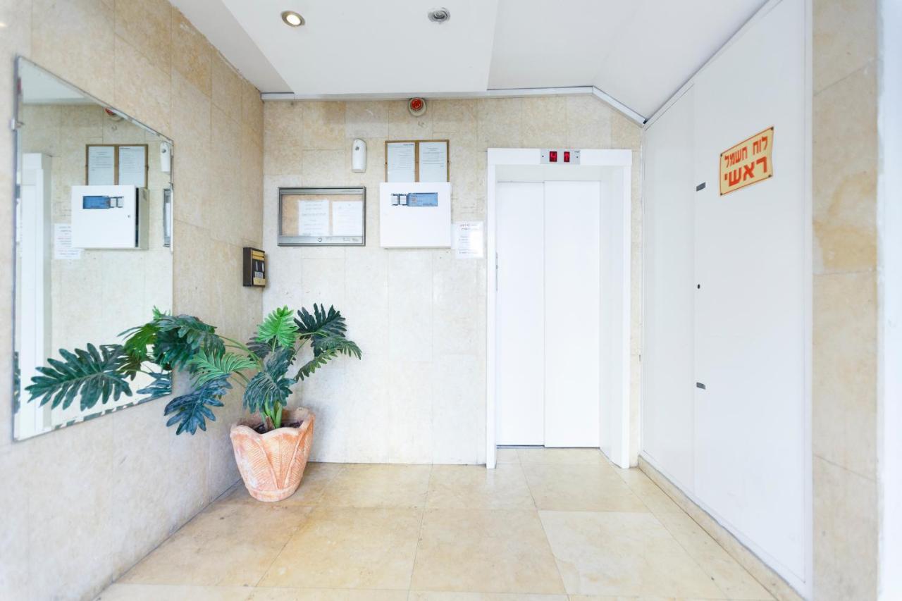 Localz - Arlozorov Apartment'S Tel Aviv Exterior photo