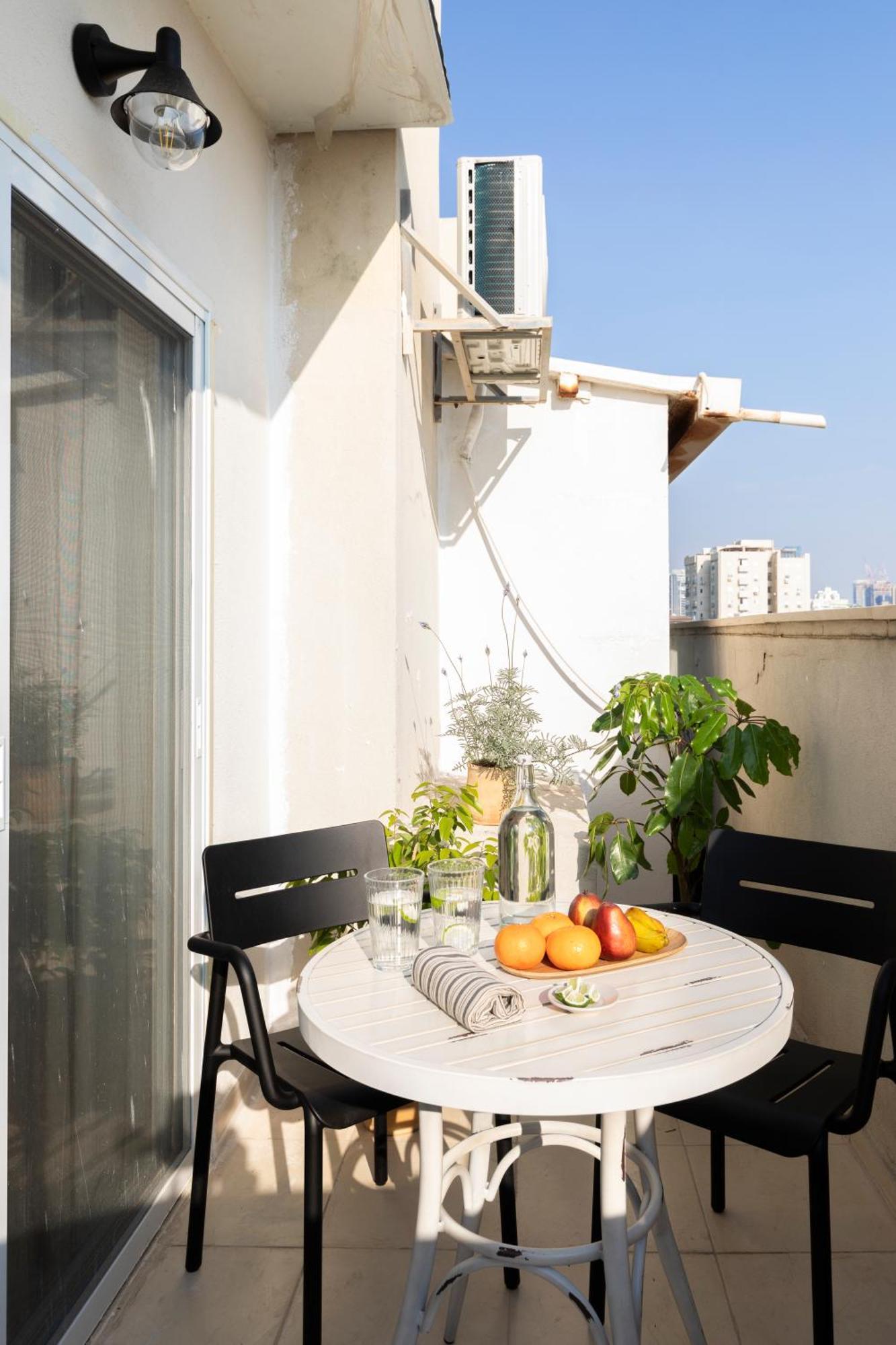 Localz - Arlozorov Apartment'S Tel Aviv Exterior photo