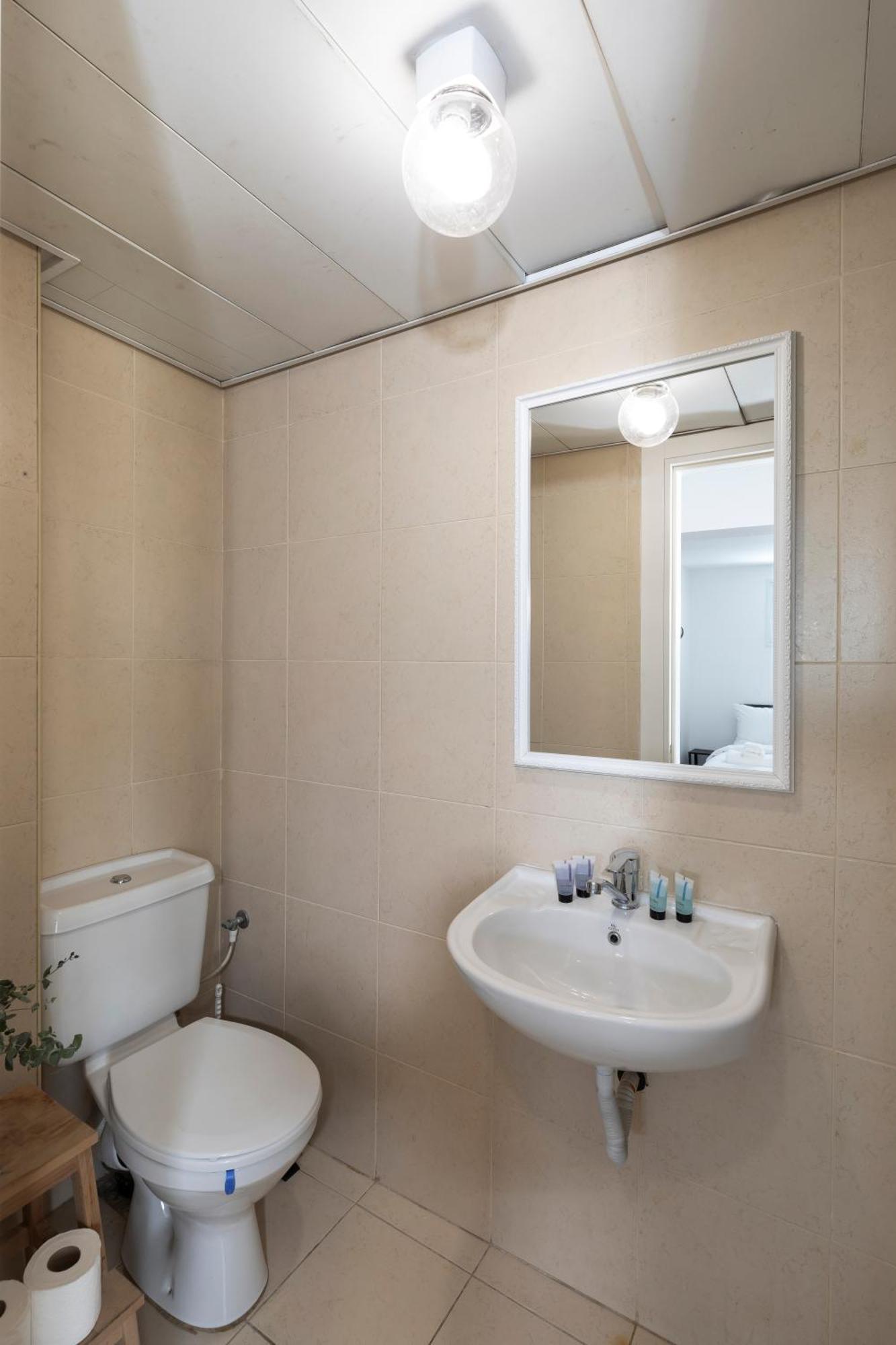 Localz - Arlozorov Apartment'S Tel Aviv Exterior photo