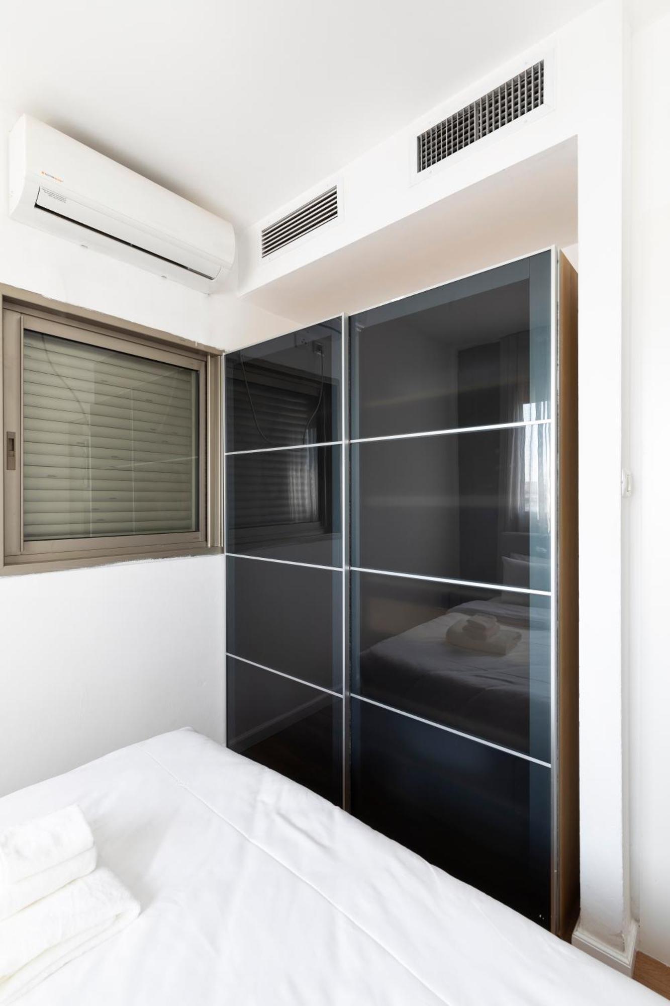 Localz - Arlozorov Apartment'S Tel Aviv Exterior photo